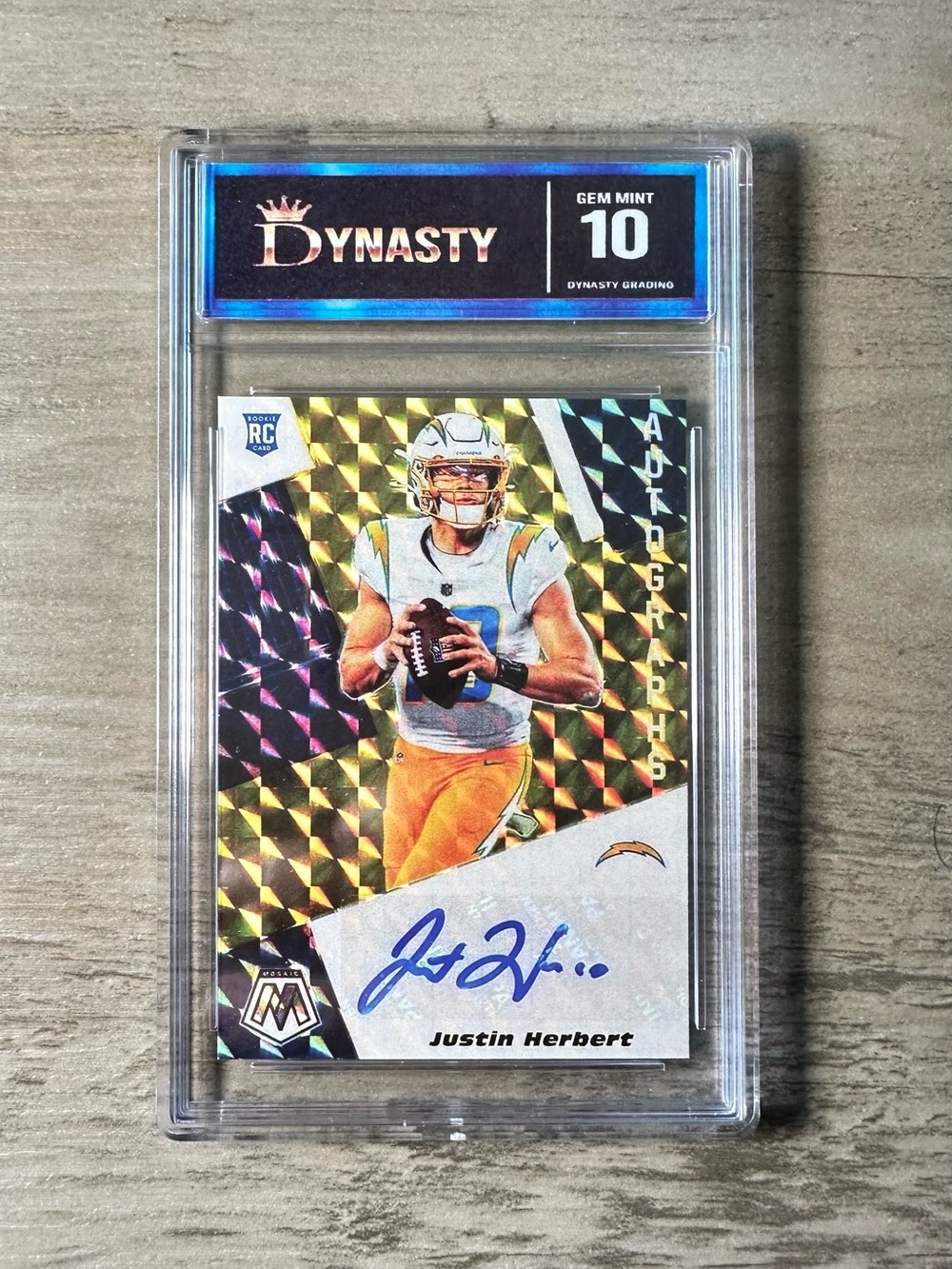 Justin Herbert Signed Rookie 2020 Panini Gem Mint 10 Novelty Football Card.